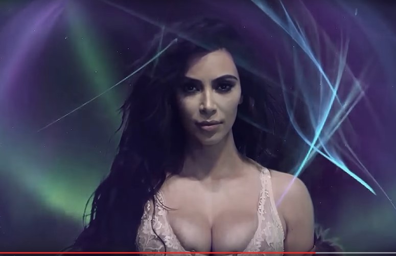 kim-kardashian-advent-2016-5