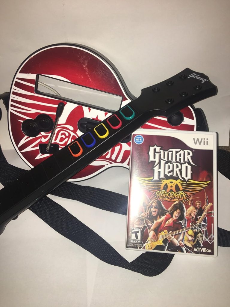 Aerosmith Guitar (Wii) + Aerosmith Guitar Hero Game