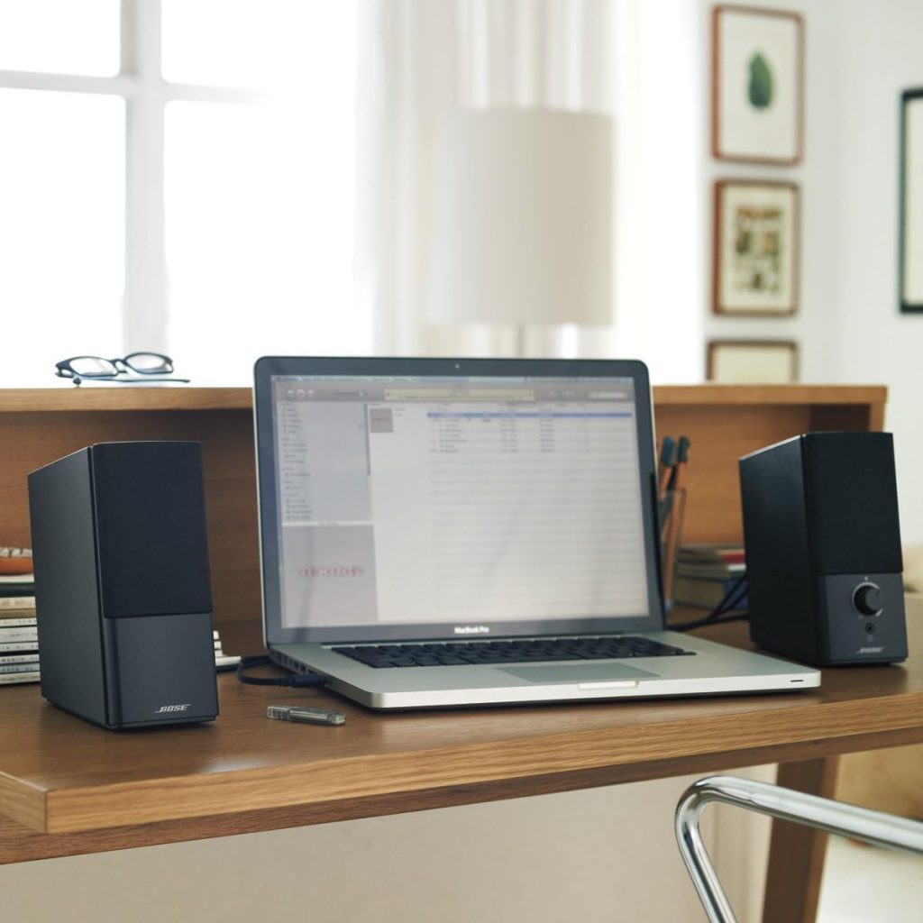 Bose Companion 2 Series III Multimedia Speakers - for PC (with 3.5mm AUX  PC Input) Black
