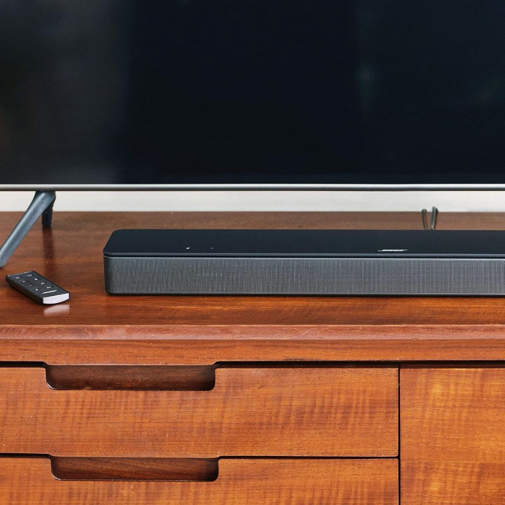 Bose Smart Soundbar 300, Bluetooth Wireless Sound Bar for TV with Built-In Microphone and Alexa Voice Control, Black