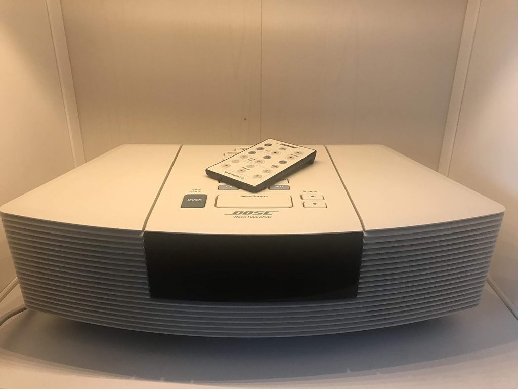 Bose Wave Radio/cd Player White in Color