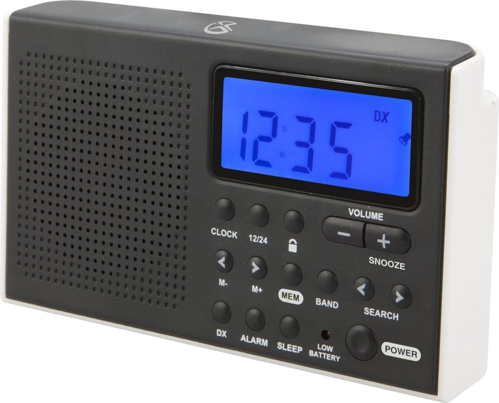 GPX Shortwave Radio, 5.07 x 1.36 x 3.12 Inches, Requires 2 AA Batteries (Not Included), Black (R616W)