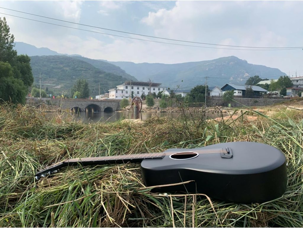 Joytar J2 Carbon Fiber Acoustic Guitar 36 inch Black Satin with Gig Bag