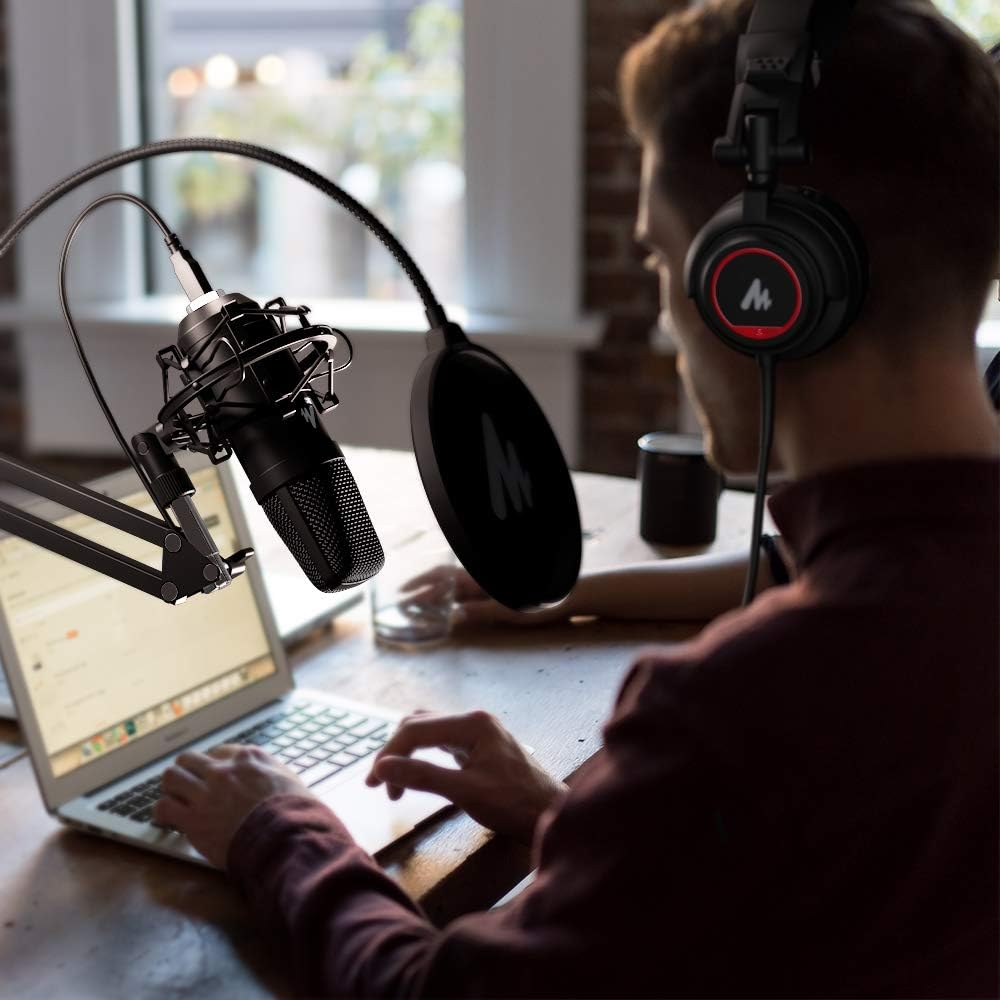 MAONO Microphone with Studio Headphone Set 192kHz/24bit Vocal Condenser Cardioid Podcast Mic Compatible with Mac and Windows, YouTube, Gaming, Live Streaming, Voice-Over (AU-A04H)