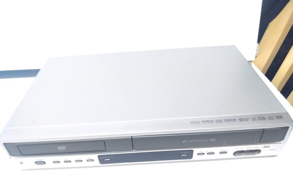 Panasonic DMR-ES30VS DVD Recorder/VCR Combo