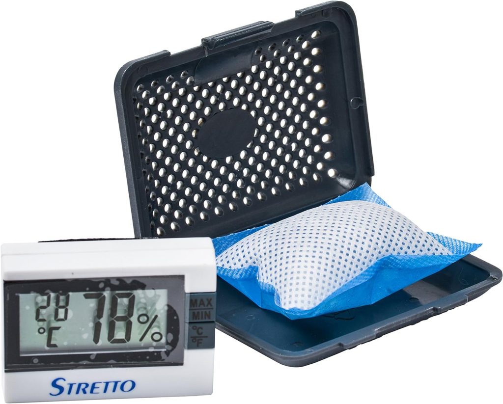 STRETTO 1020 Humidifier for Violin, Viola and Small Instruments incl. Case, 2 humid Bags and with Hygrometer (STR-1020)