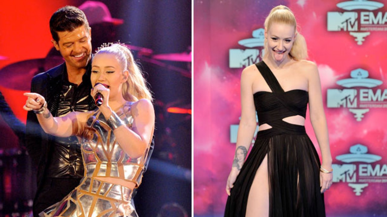 Mtv Emas Iggy Azalea Attends Performs And Has Reported Wardrobe