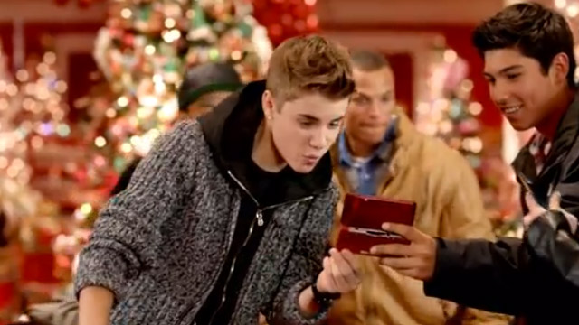 Justin Bieber - All I Want For Christmas Is You Feat. Mariah Carey - Singersroom.com