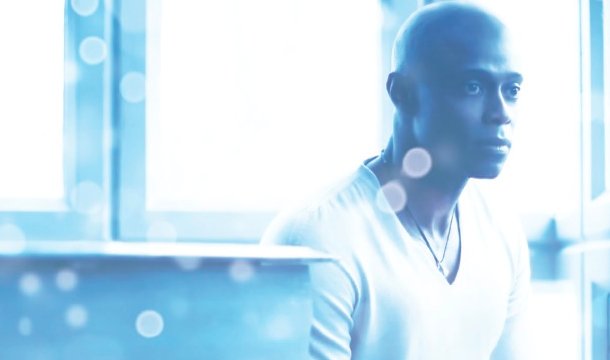 Kem Selects Patti Labelle & Ron Isley For “What Christmas Means” Tour