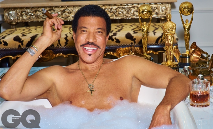 Lionel Richie May Have Bedded Your Mother or Grandmother; Tells GQ He Wanted to “Make Love to Every Girl”