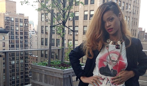 Rihanna Dominates R&B Categories at Billboard Music Awards