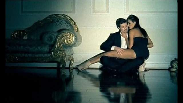 Robin Thicke Sex Therapy