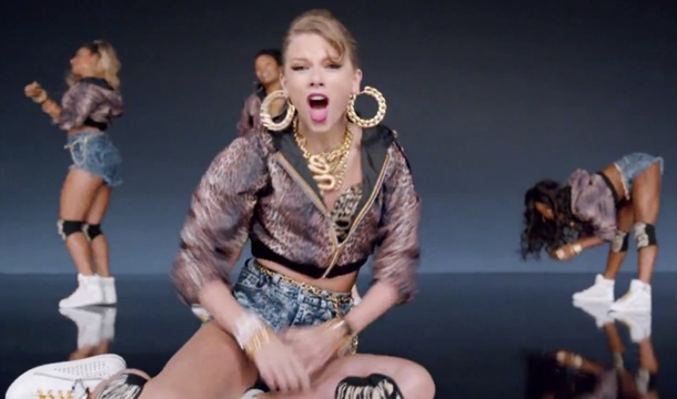Taylor Swift’s ‘Shake It Off’ Projected To Top Hot 100, Move Over 400k
