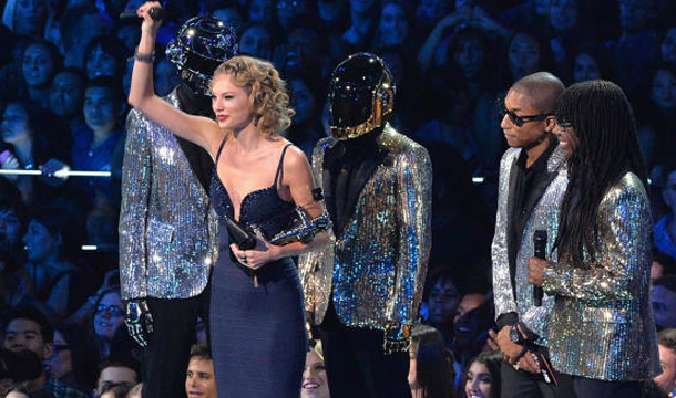 2013 VMAs: Daft Punk, Pharrell  & Nile Rodgers “Lose Yourself To Dance”