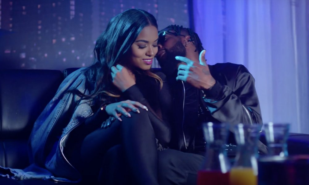 Sammie Drops Steamy Video For “Too Long”