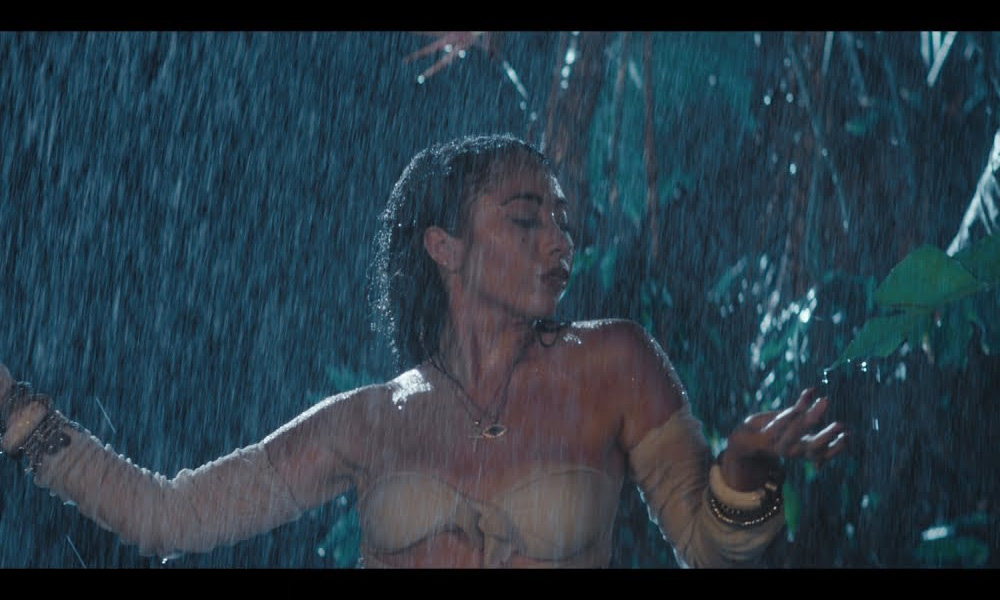 Kali Uchis Makes Her Directorial Debut With “Get Up”
