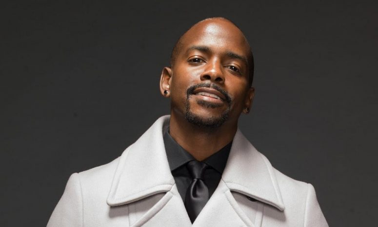 Keith Robinson - Singersroom.com
