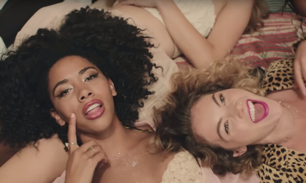 Herizen Issues Strong Social Media Message With “Social Jungle” (Video)