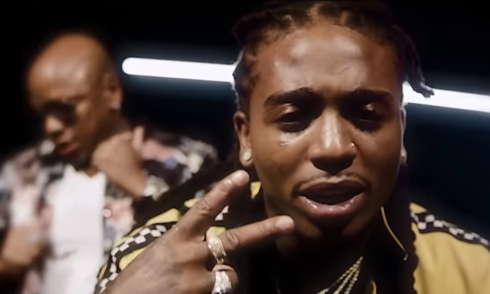 Jacquees Gets Mentored By Donell Jones in “23” Video