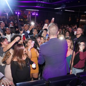 Robin Thicke Performs at APEX Social Club at PALMS Casino Resort in Las Vegas to Kick Off NYE Weekend