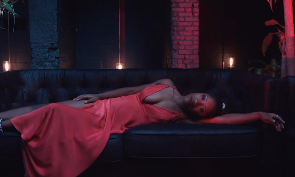 Indie Songstress Such Drops Sensual Video For ‘Before Dark’