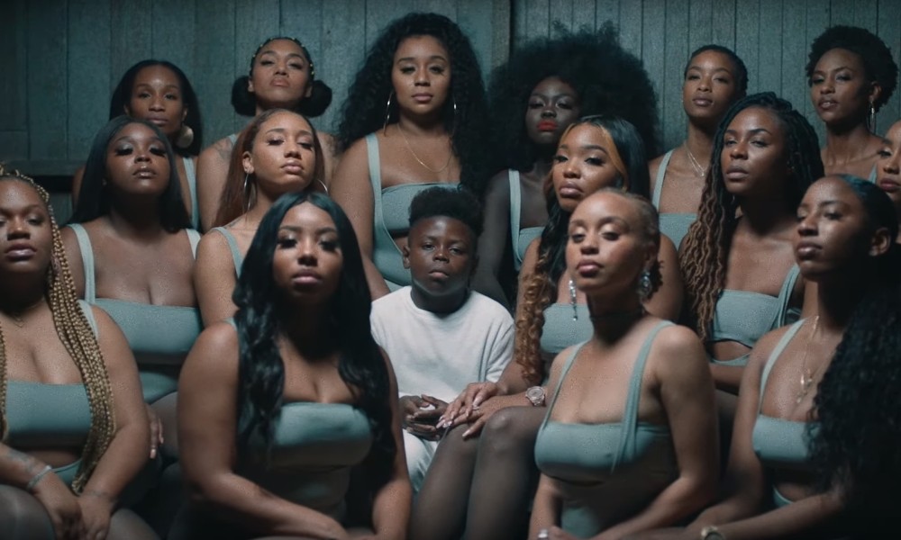Tory Lanez Tributes Black Women in ‘Beauty in The Benz’ Visual