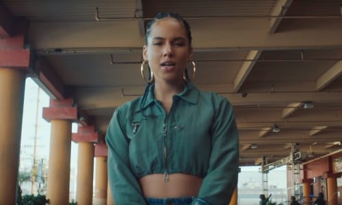 Alicia Keys Drops New Single/Video Called ‘Underdog’ - Singersroom.com