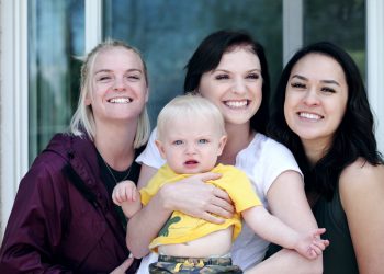 20 Songs About Aunts and Nieces