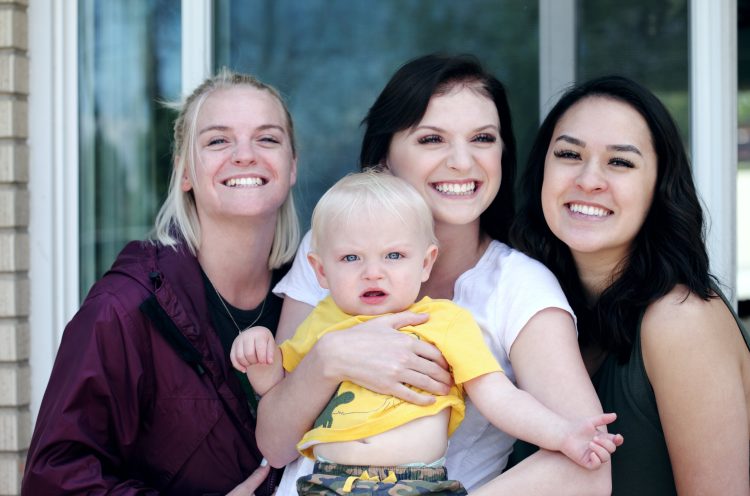 20 Songs About Aunts and Nieces