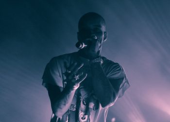 17 Best Sea Shanty Songs