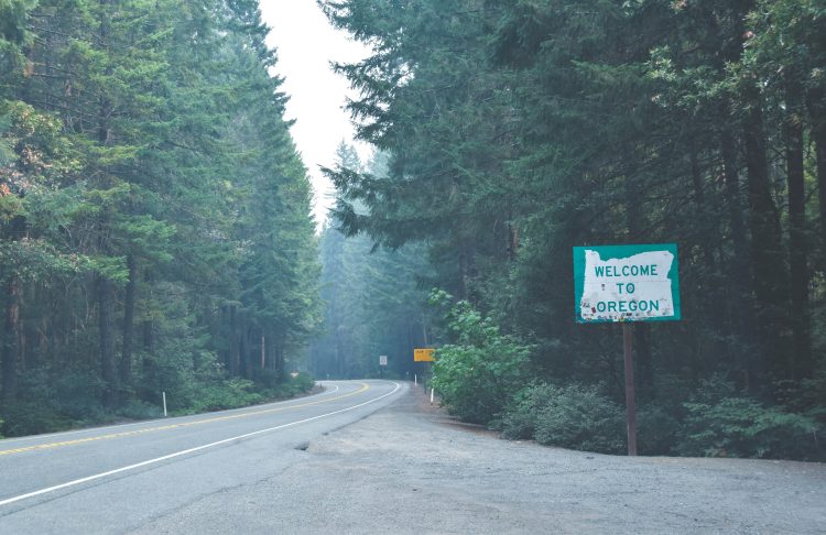 20 Best Songs about Oregon, the Beaver State