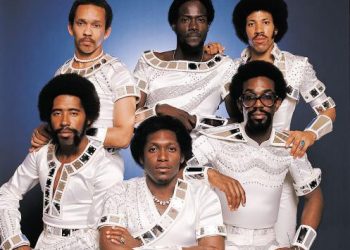 10 Best Commodores Songs of All Time
