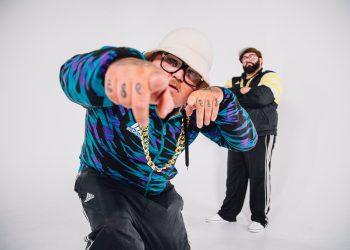 20 Fast Songs to Sing