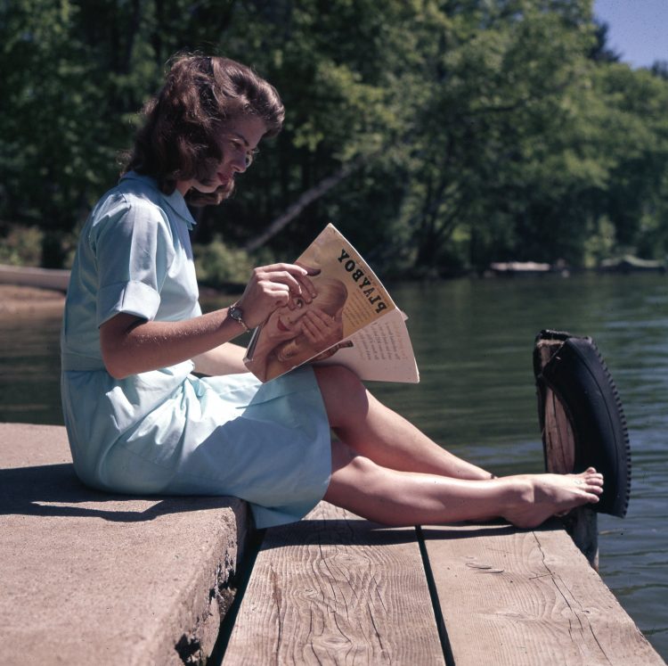 17 of the Greatest Songs from 1992