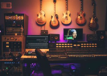 20 Hardest Ariana Grande Songs to Sing