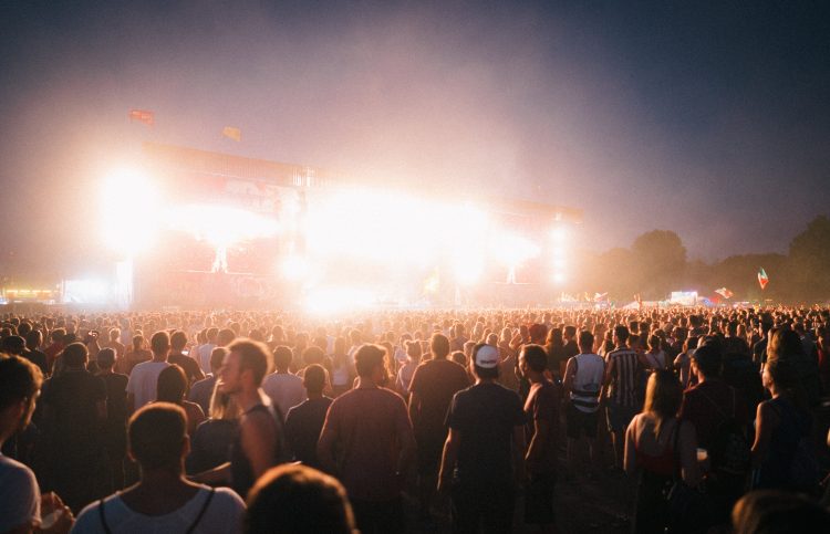 20 Songs about Sad K-Pop