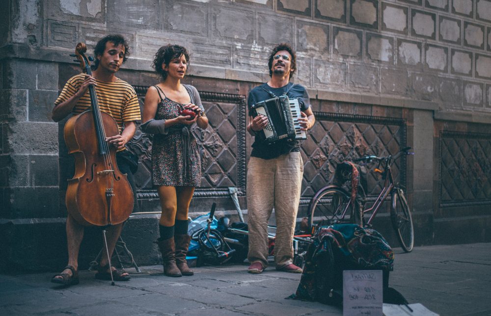 13 Best Musical Instruments That Start With the Letter H