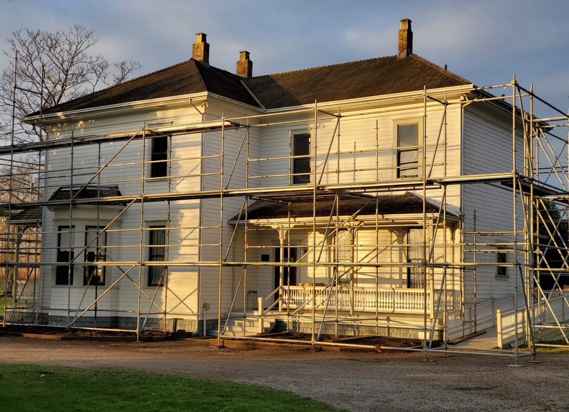 20 Songs About Building a House