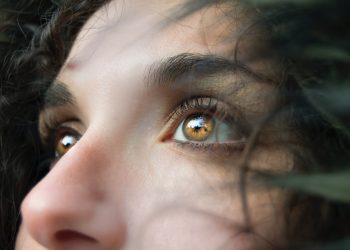 20 Songs About Eyes