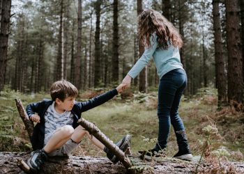 20 Songs About Helping Others