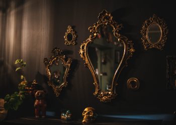 20 Songs About Mirrors