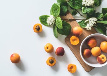 20 Songs about Peaches