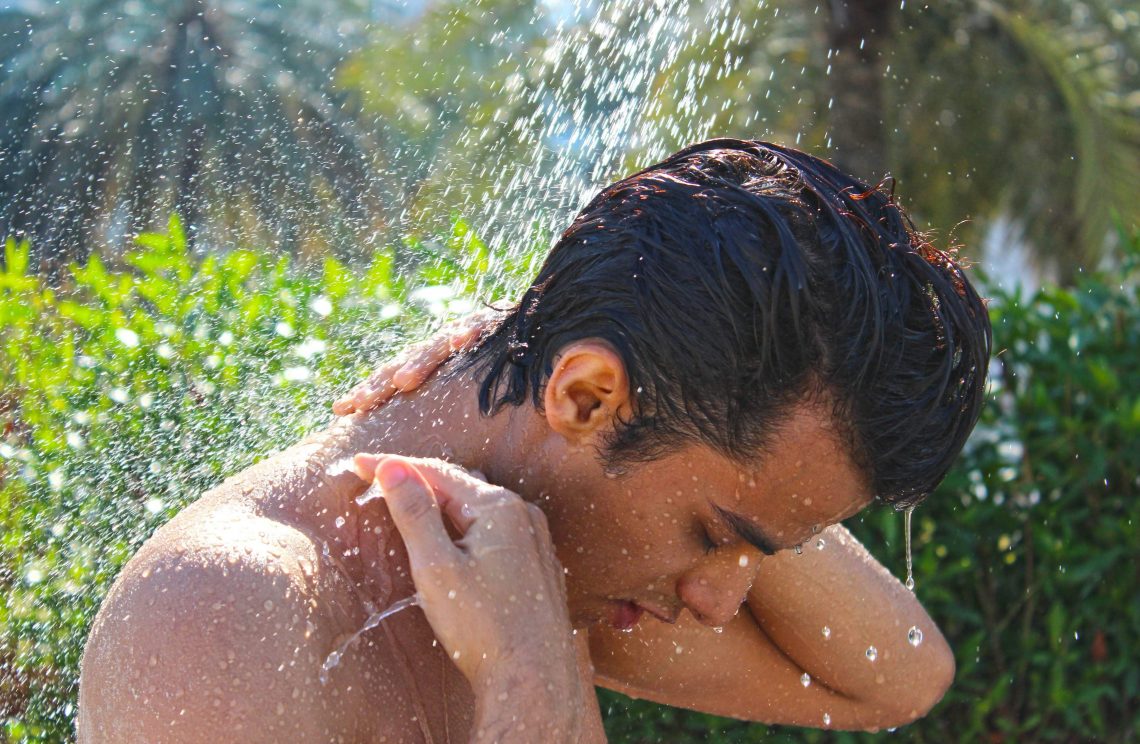 20 Songs to Listen to in the Shower