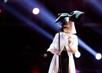 20 Famous Australian Singers