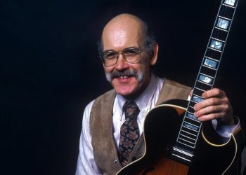 20 Famous Jazz Guitar Players