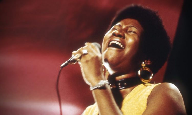 20-famous-soul-singers-singersroom