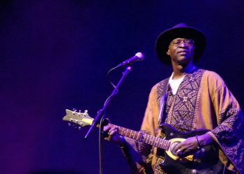 10 Best Ali Farka Toure Songs of All Time