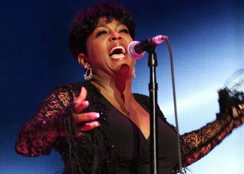 10 Best Anita Baker Songs of All Time