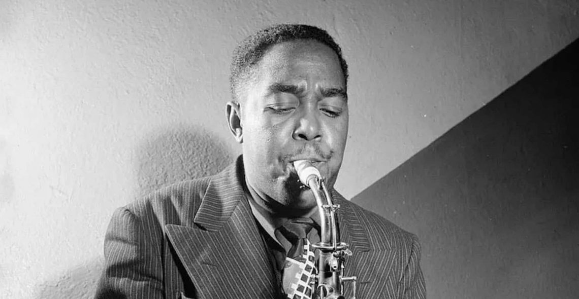 10 Best Charlie Parker Songs of All Time - Singersroom.com