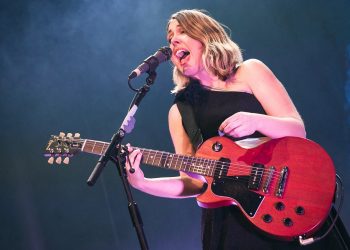 10 Best Corin Tucker Songs of All Time